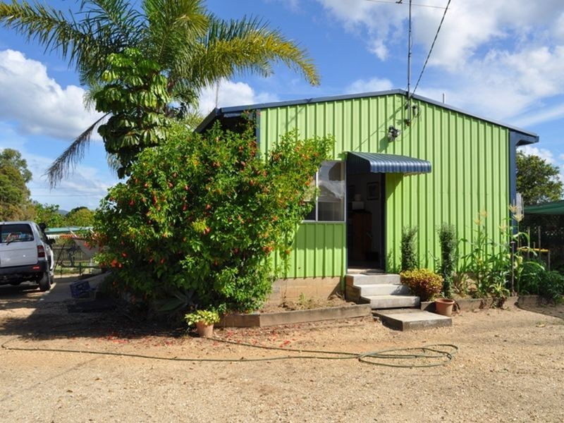 2 Egan Street, Macksville NSW 2447