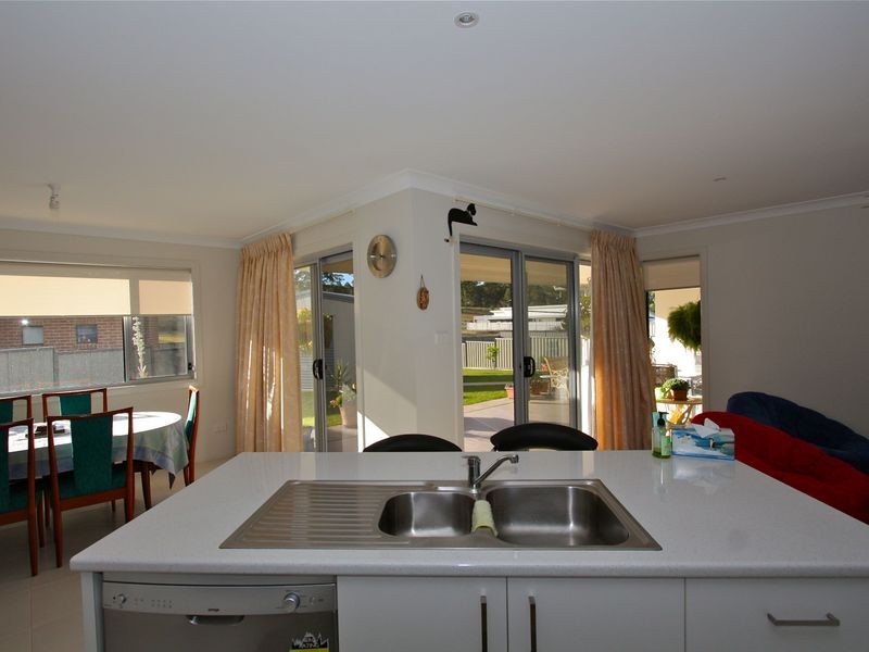 4 Reef Cove, Safety Beach NSW 2456