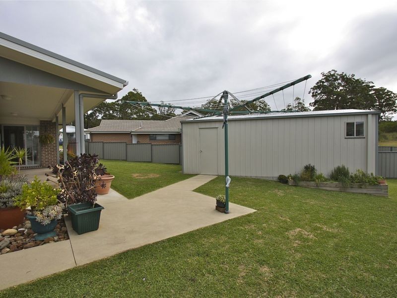 4 Reef Cove, Safety Beach NSW 2456