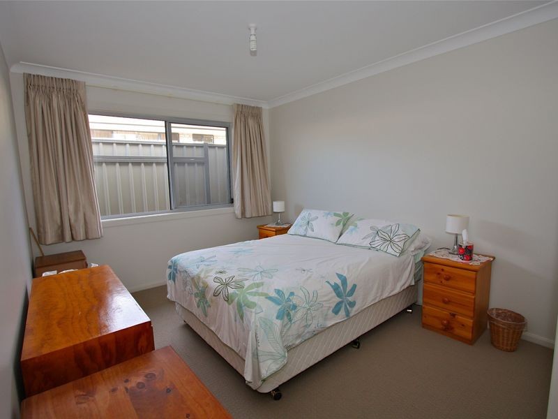 4 Reef Cove, Safety Beach NSW 2456