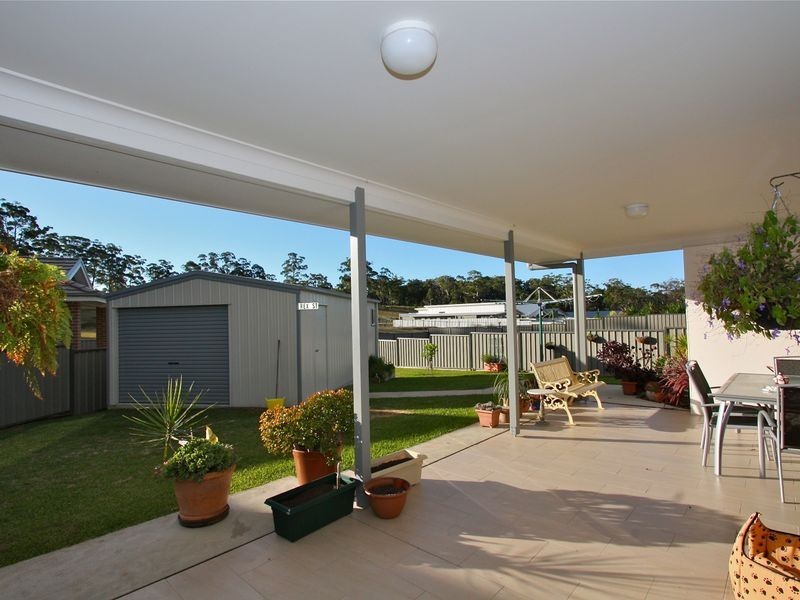 4 Reef Cove, Safety Beach NSW 2456