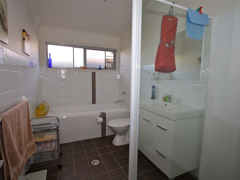 4 Reef Cove, Safety Beach NSW 2456