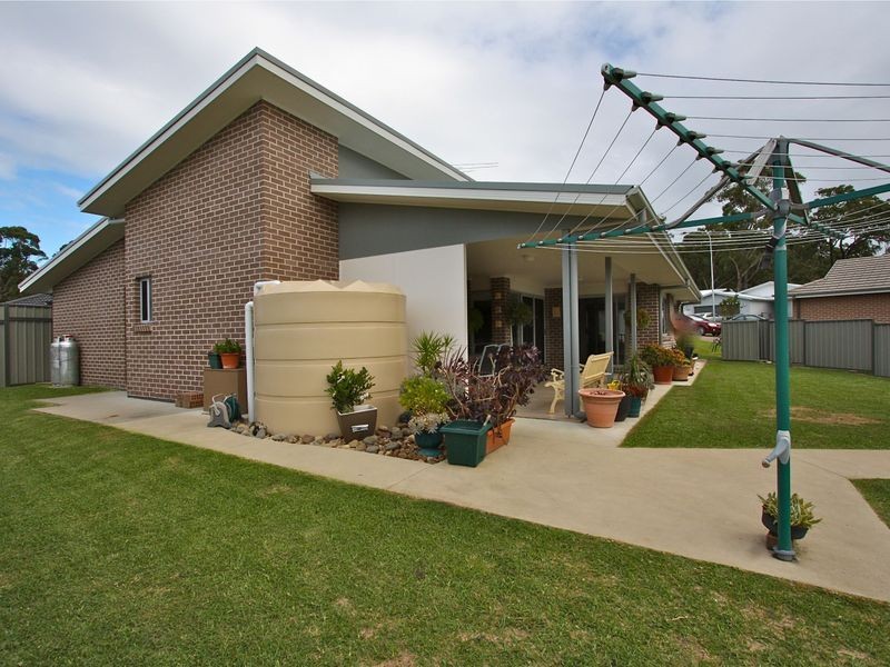 4 Reef Cove, Safety Beach NSW 2456