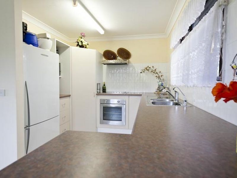 2 Perry Drive, Coffs Harbour NSW 2450