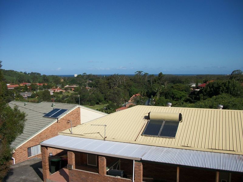 2 Perry Drive, Coffs Harbour NSW 2450