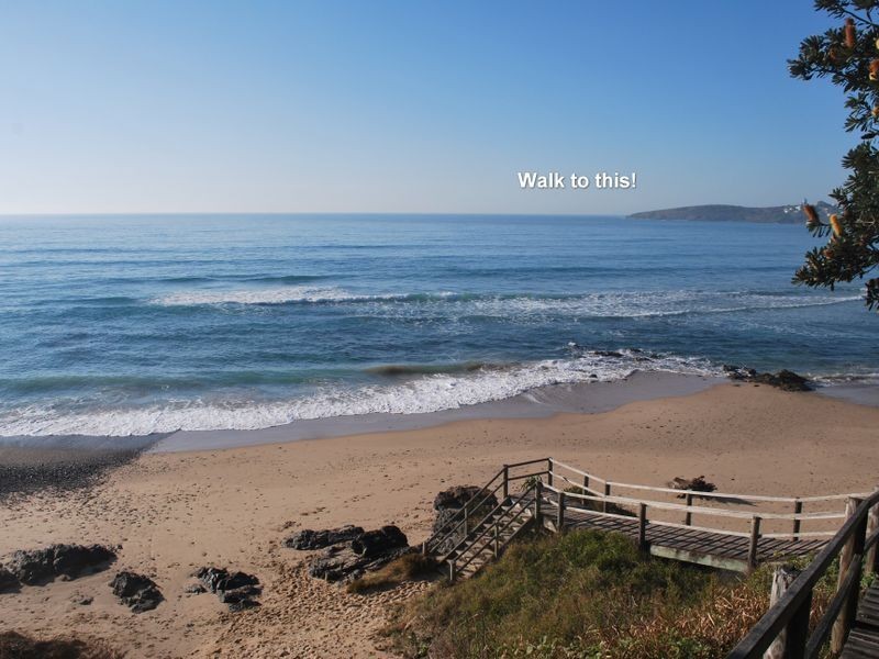 8 Outrigger Place, Safety Beach NSW 2456