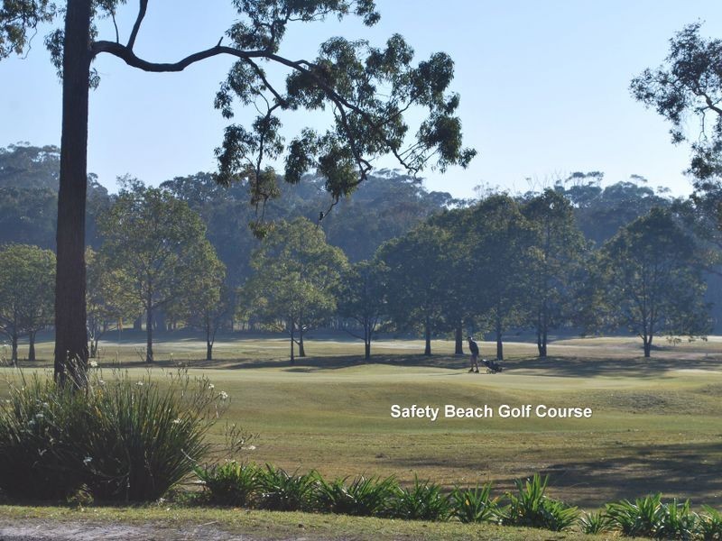 8 Outrigger Place, Safety Beach NSW 2456