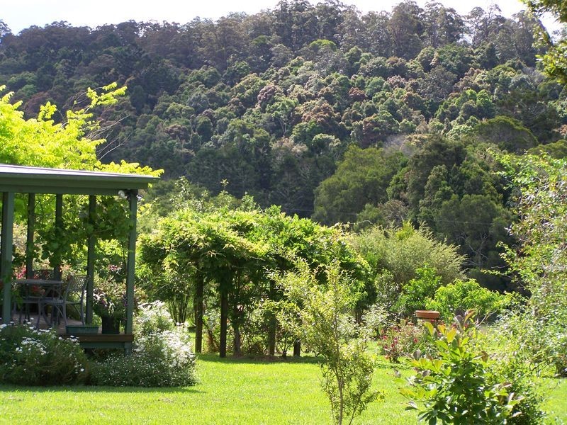 11 Lowanna Road, Lowanna NSW 2450