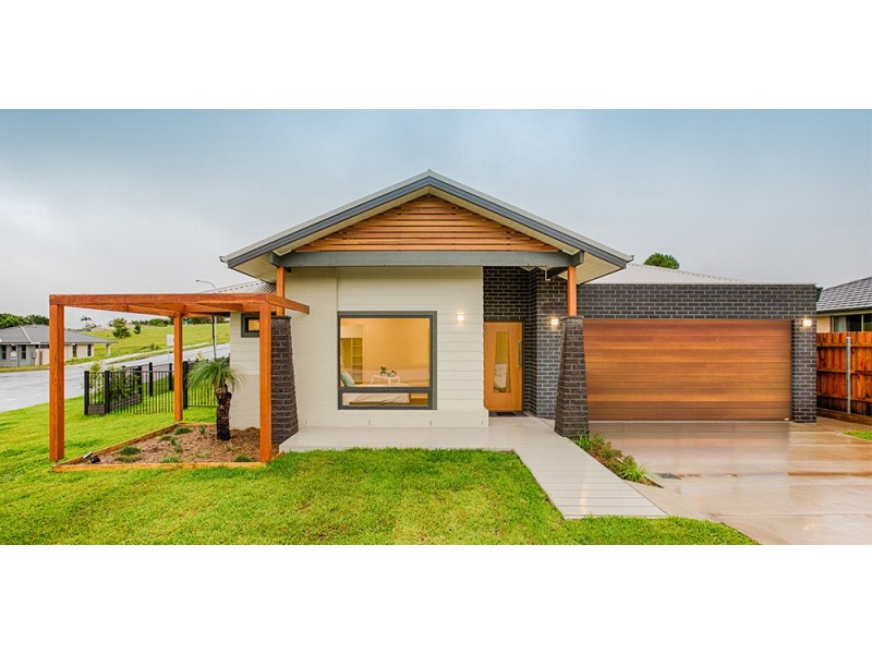 24 Macksville Heights Drive, Macksville NSW 2447