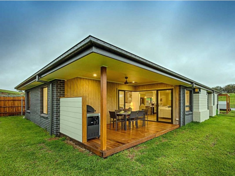 24 Macksville Heights Drive, Macksville NSW 2447