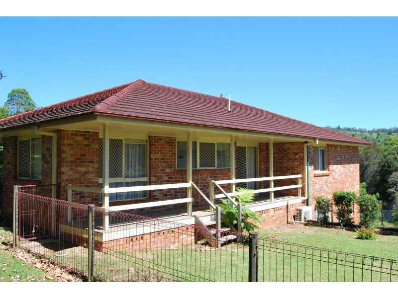 12 Kerr Drive, Macksville NSW 2447