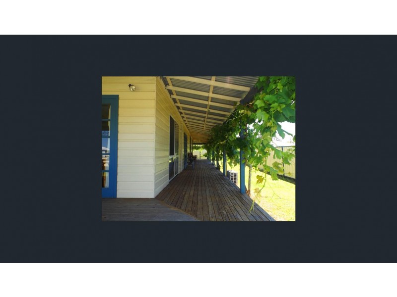 95 East Street, Macksville NSW 2447