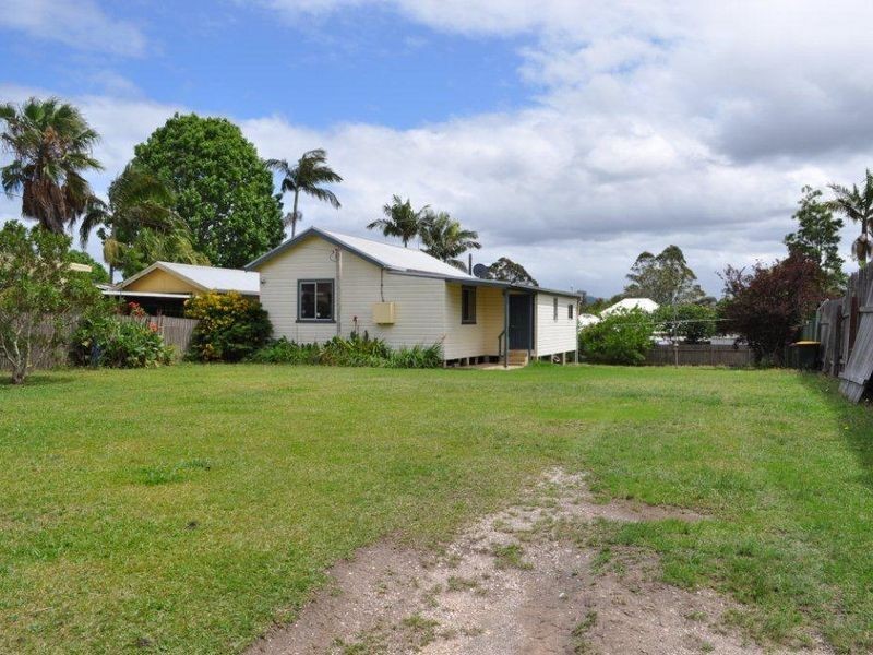 17 Cohalan St, Bowraville NSW 2449