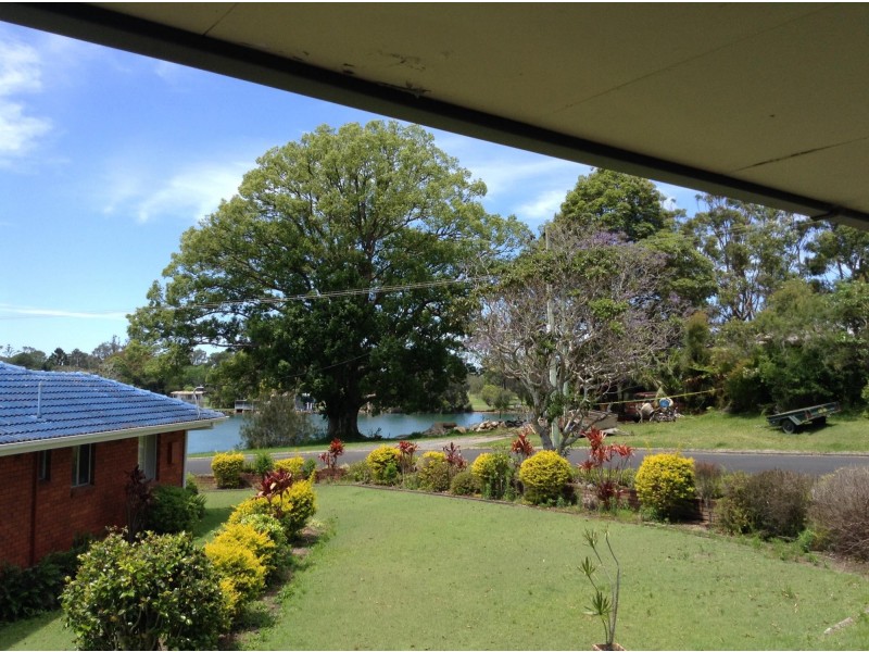 48 Yellow Rock Road, Urunga NSW 2455