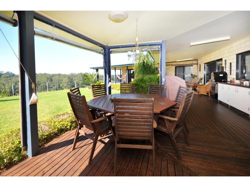 209 East West Road, Valla NSW 2448