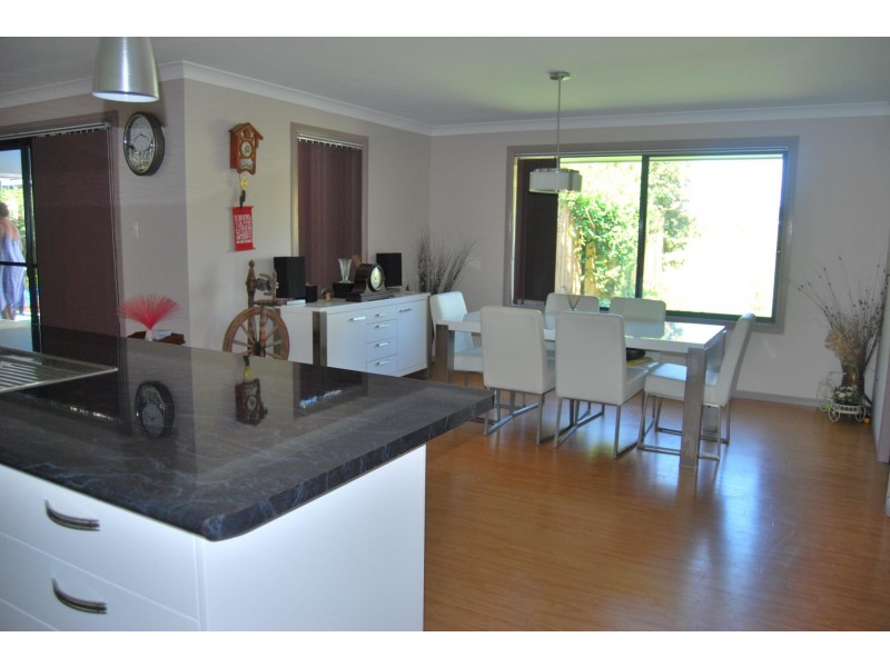 216 Florence Wilmont Dr, Nambucca Heads NSW 2448