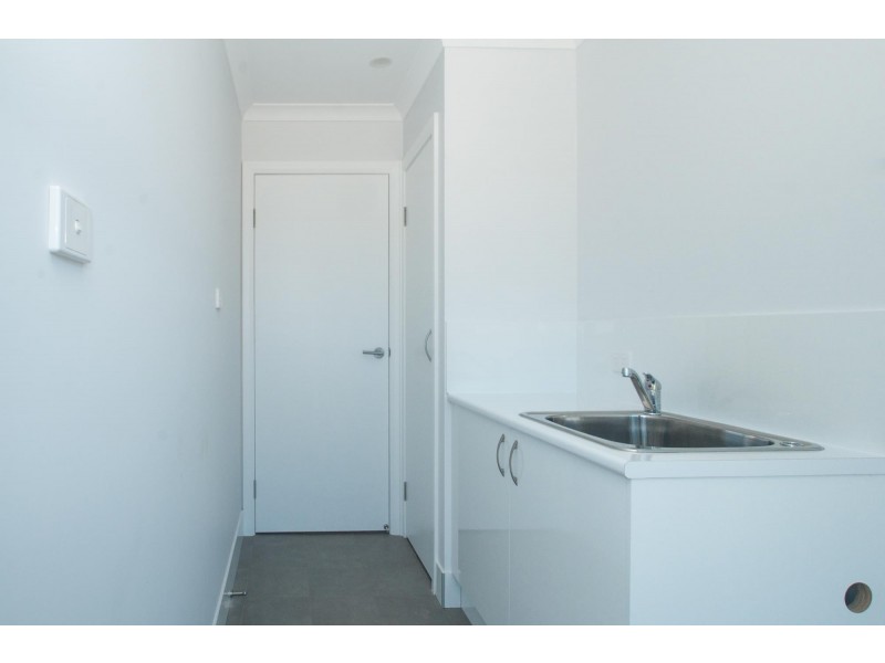 27 Macksville Heights Drive, Macksville NSW 2447