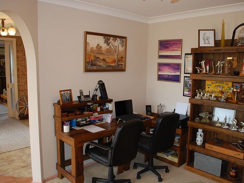 37 Hillview Drive, Macksville NSW 2447