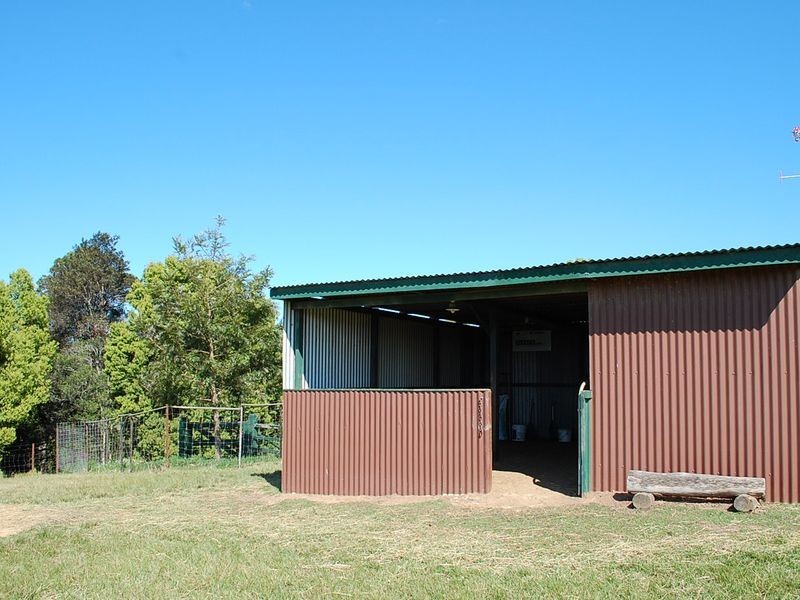 37 Hillview Drive, Macksville NSW 2447