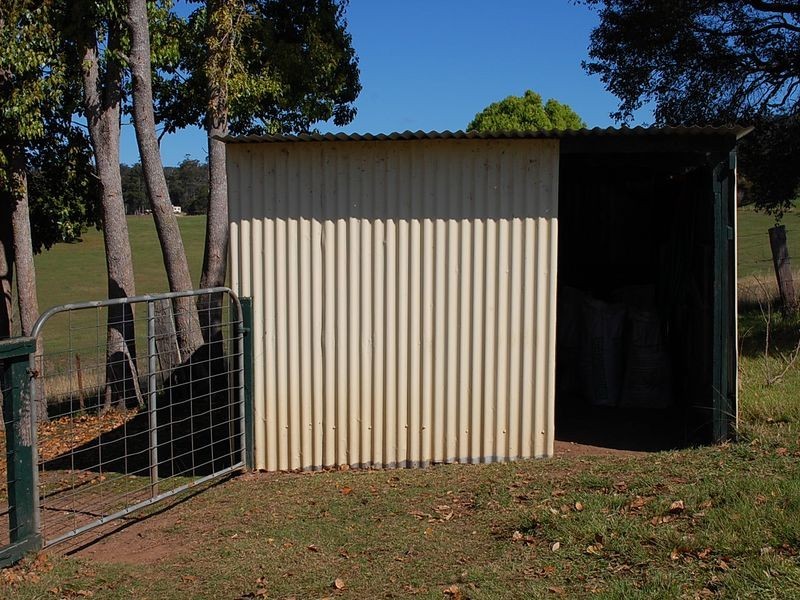 37 Hillview Drive, Macksville NSW 2447