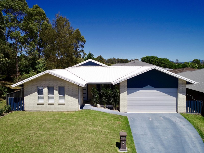 5 Preston Drive, Macksville NSW 2447