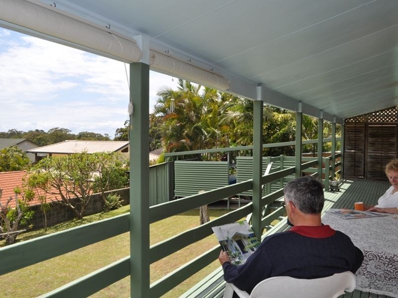 11 Beach Rd, Sapphire Beach NSW 2450