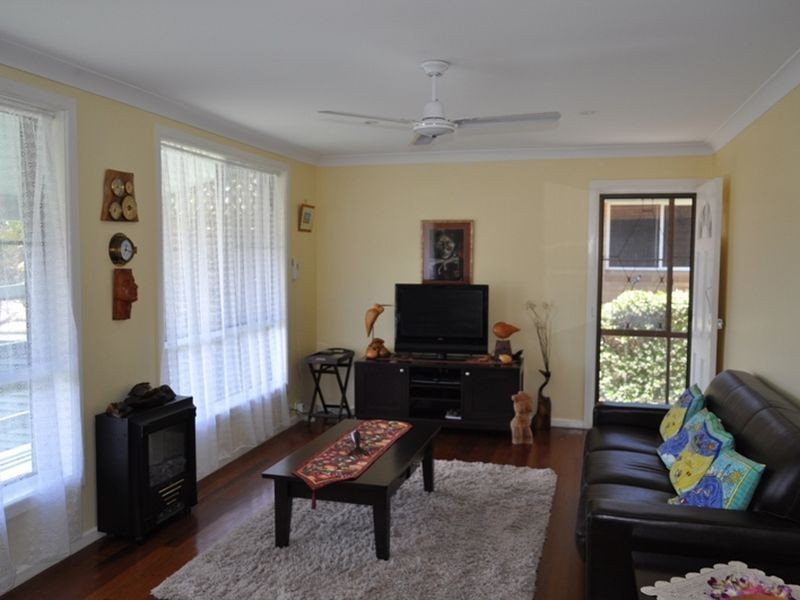 11 Beach Rd, Sapphire Beach NSW 2450