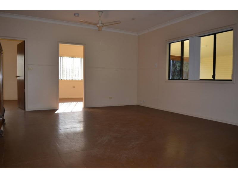 32 Priory Parade, Valla NSW 2448
