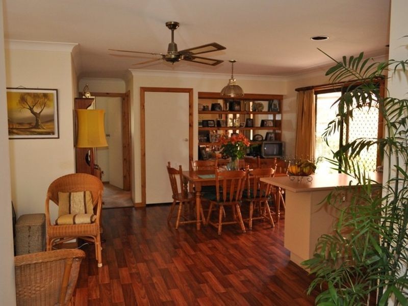 48 Glenmore Cr, Macksville NSW 2447