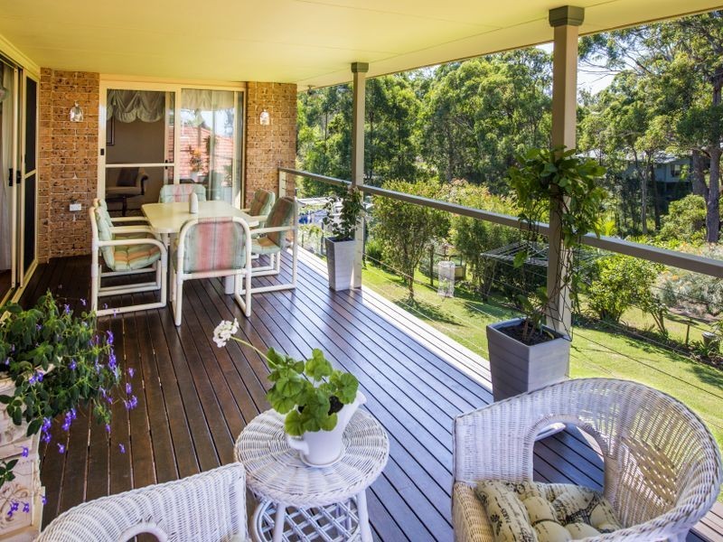 93 Ocean View Dr, Valla Beach NSW 2448