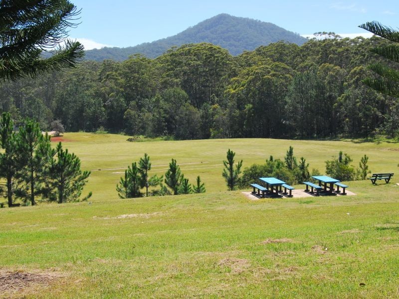 16 Max Graham Drive, Valla Beach NSW 2448
