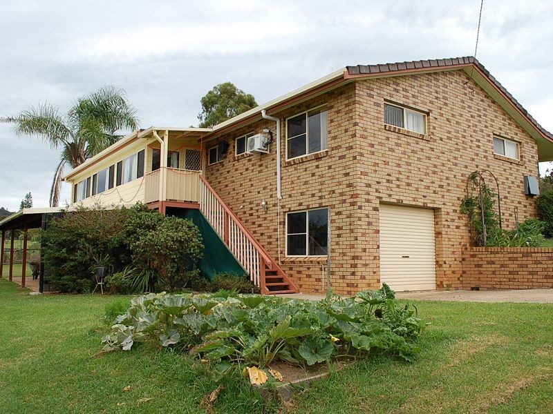 19 Hillview Drive, Congarinni North NSW 2447