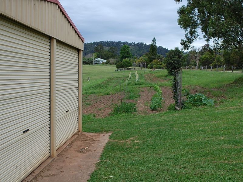 19 Hillview Drive, Congarinni North NSW 2447