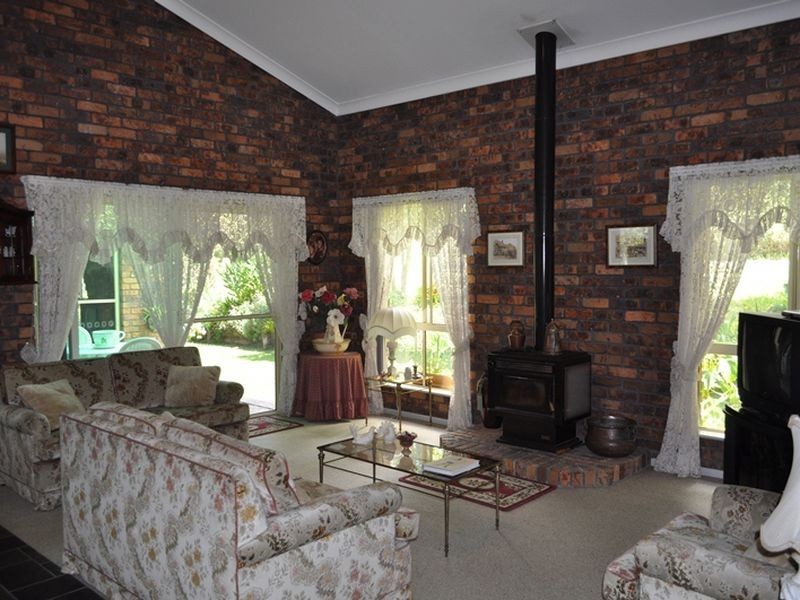 373 Wirrimbi Road, Nambucca Heads NSW 2448