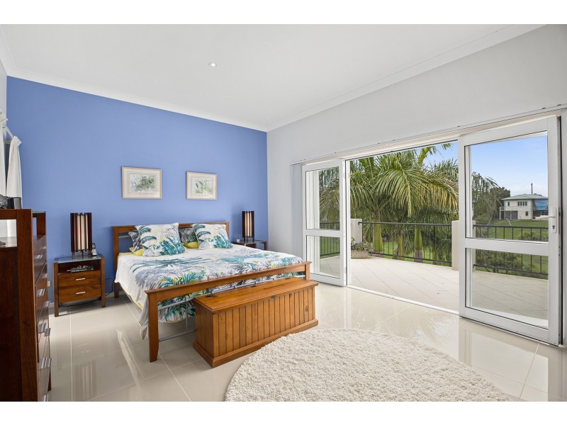 32 Glen Sheather Drive, Nambucca Heads NSW 2448
