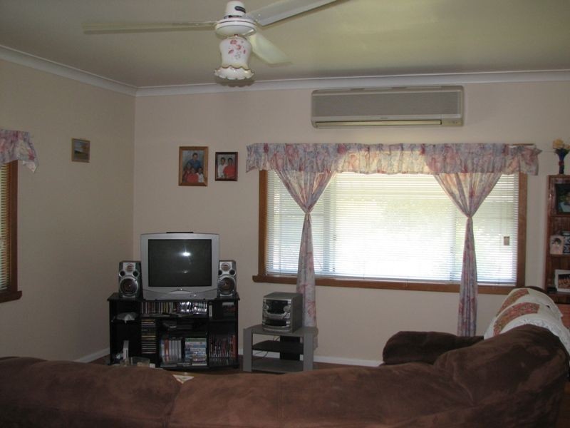 27 Bowra Street, Bowraville NSW 2449