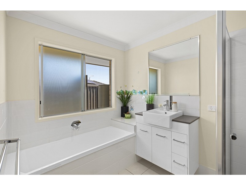 21 Macksville Heights Drive, Macksville NSW 2447