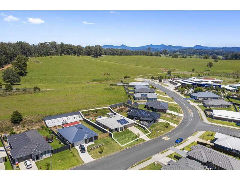 21 Macksville Heights Drive, Macksville NSW 2447