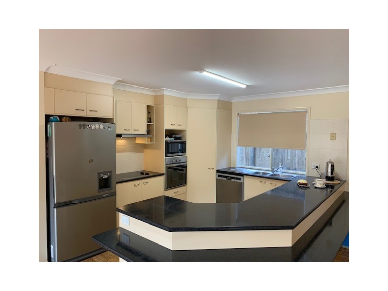 16 Raleigh Street, Scotts Head NSW 2447