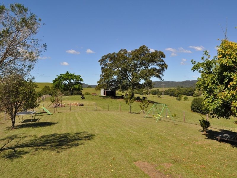 121 Whites Road via Yarranbella, Macksville NSW 2447
