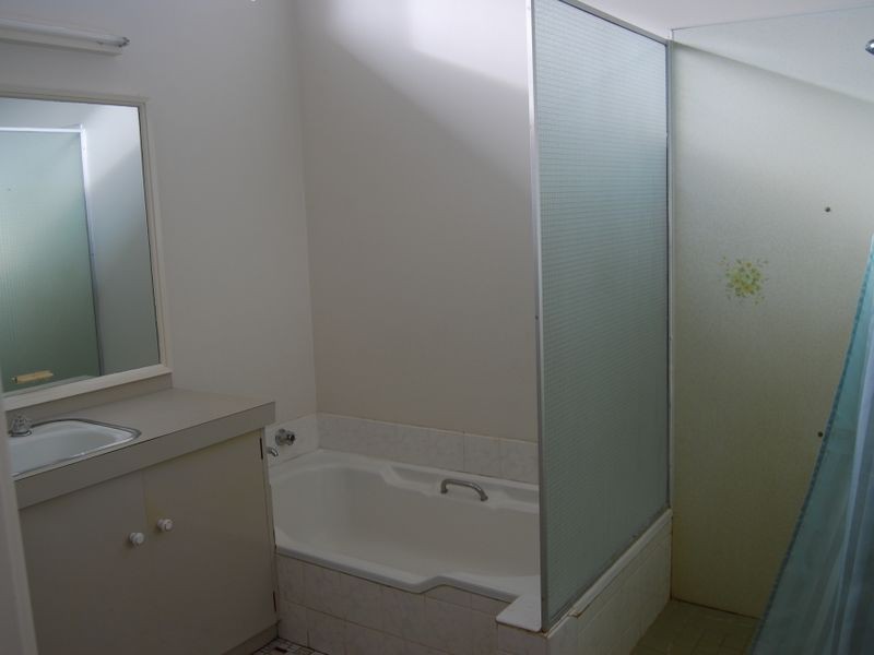 15 Barrie St, Macksville NSW 2447