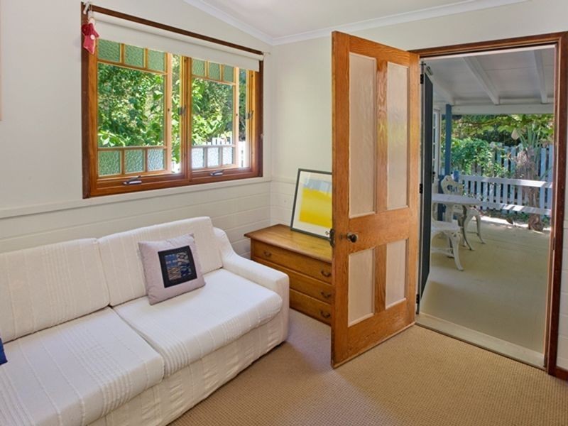 2 Swimming Creek Rd, Nambucca Heads NSW 2448