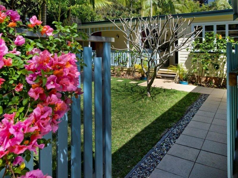 2 Swimming Creek Rd, Nambucca Heads NSW 2448