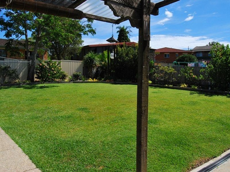 13 Centenary Pde, Nambucca Heads NSW 2448