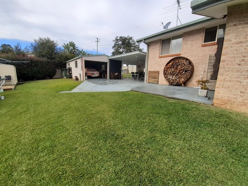 2 Grant Crescent, Macksville NSW 2447