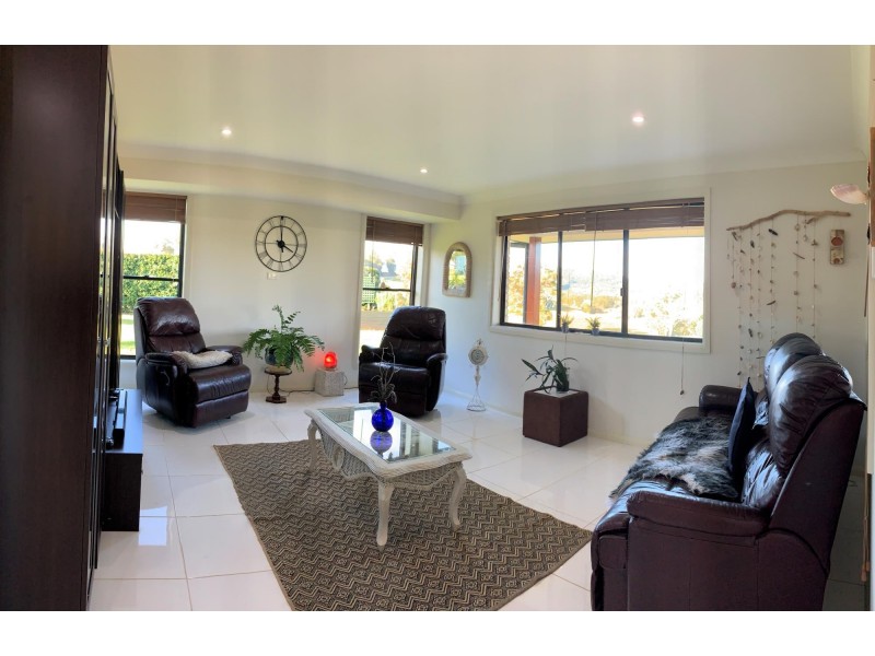121 Strawberry Road, Macksville NSW 2447