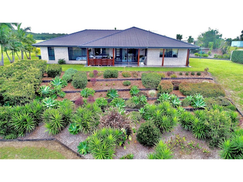 121 Strawberry Road, Macksville NSW 2447