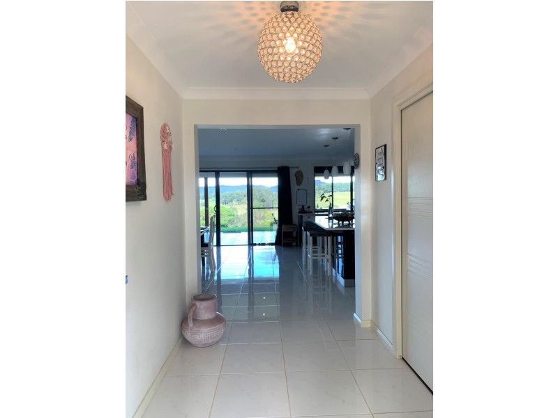 121 Strawberry Road, Macksville NSW 2447
