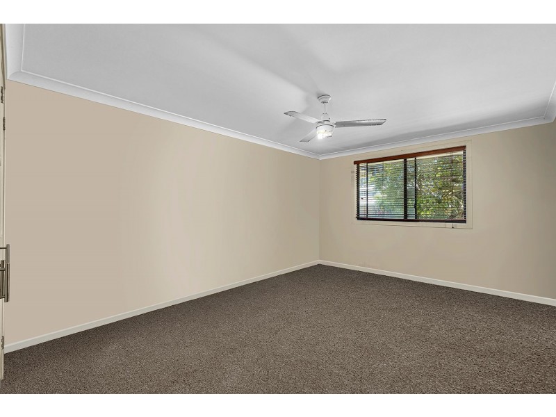 27 Vernon Street, Scotts Head NSW 2447