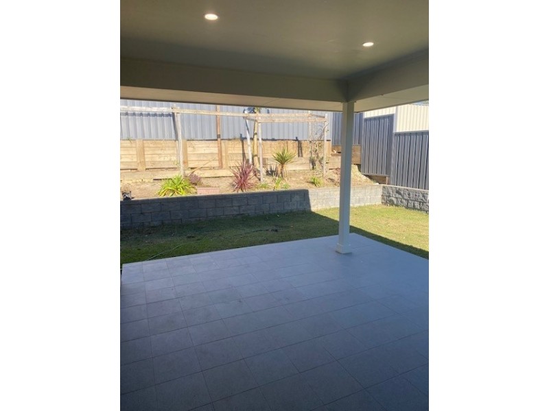 27 Macksville Heights Drive, Macksville NSW 2447